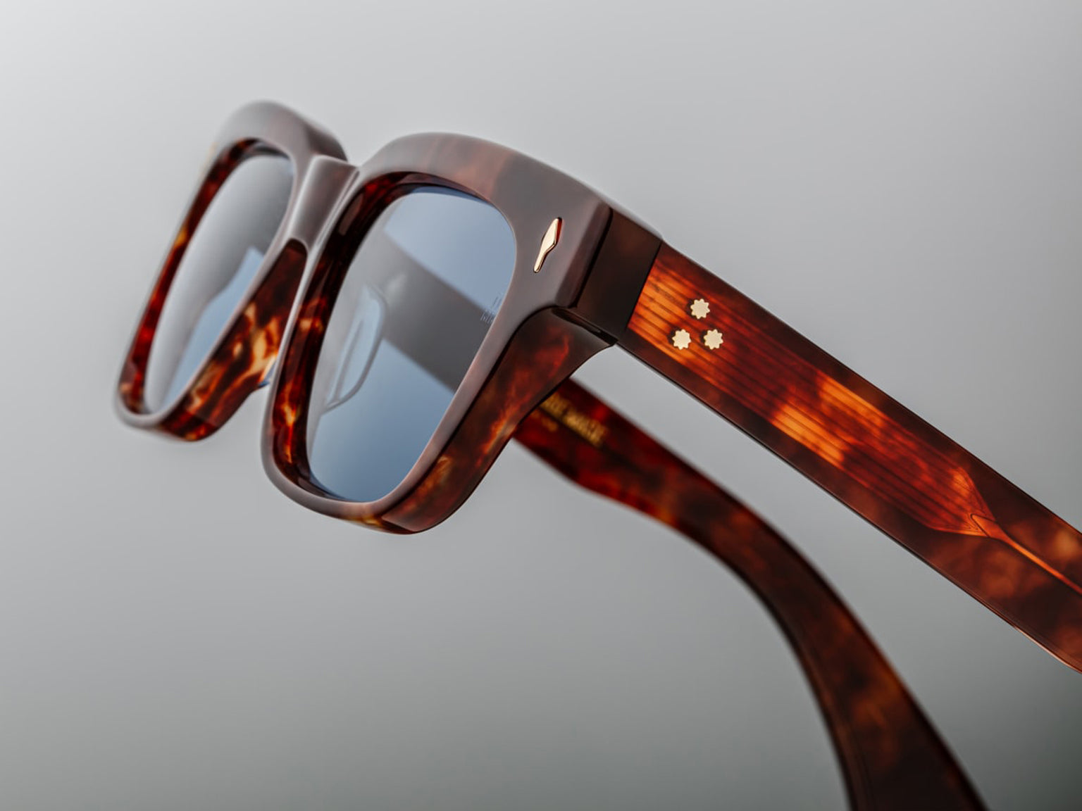 Jacques Marie Mage Molino 55 Sun (Breccia)