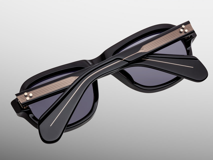 Jacques Marie Mage Richard Sun (Raven)