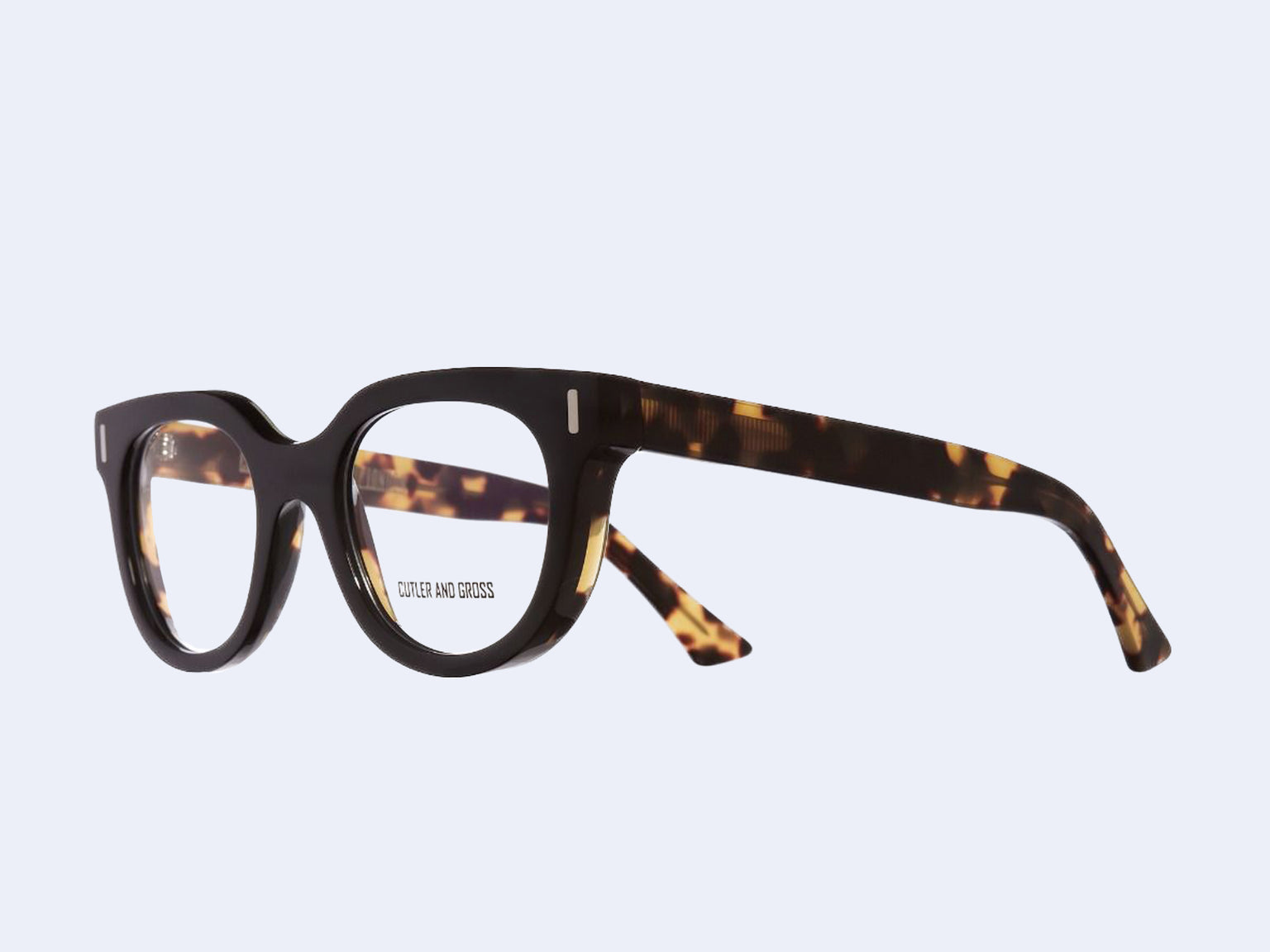 Cutler and Gross 1304 Round (Black on Camo)