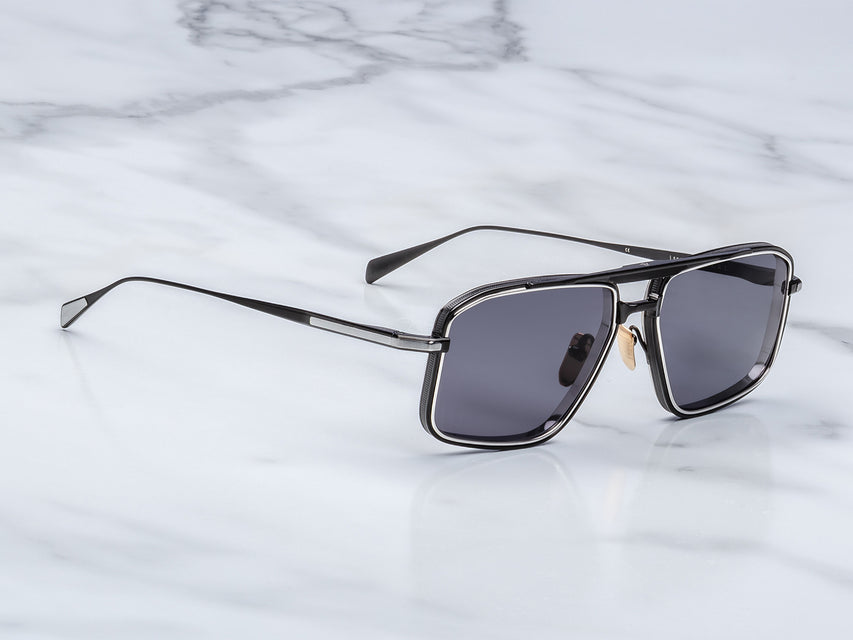 Jacques Marie Mage Earl Sun (Corbeau)