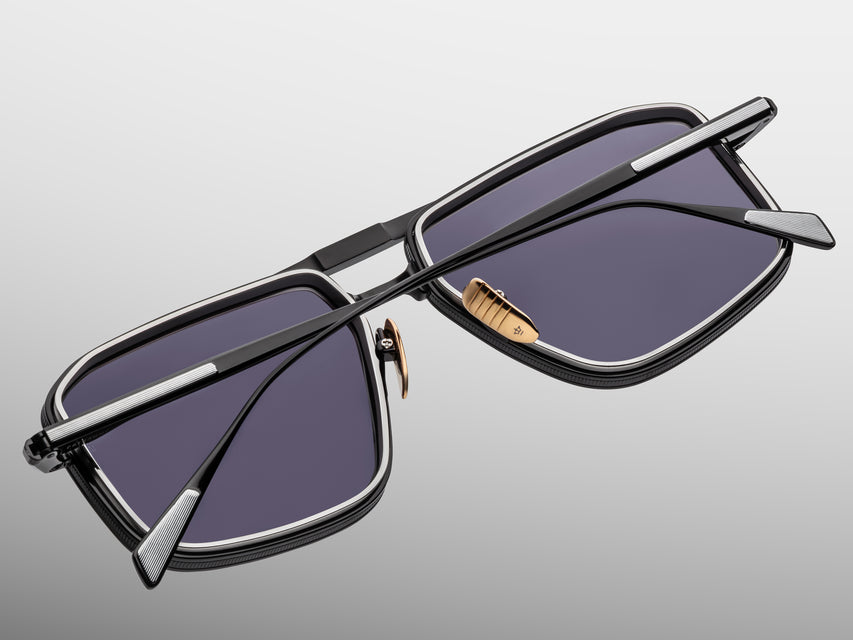 Jacques Marie Mage Earl Sun (Corbeau)