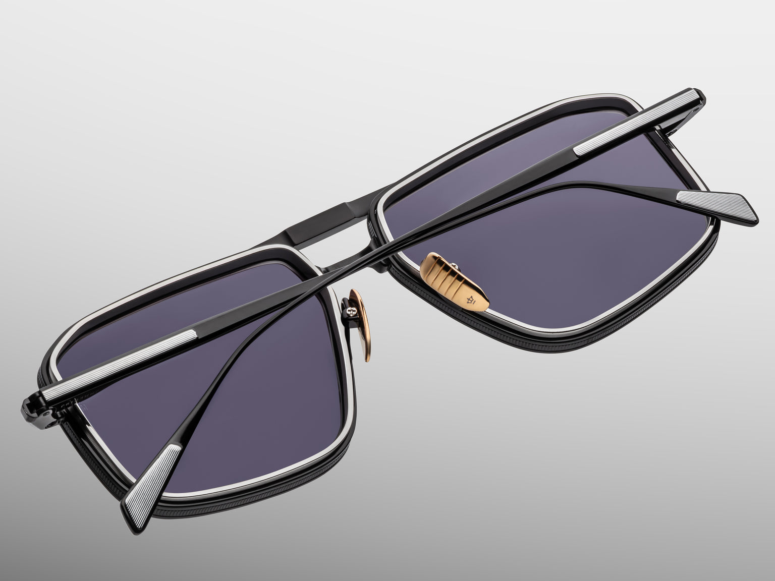 Jacques Marie Mage Earl Sun (Corbeau)