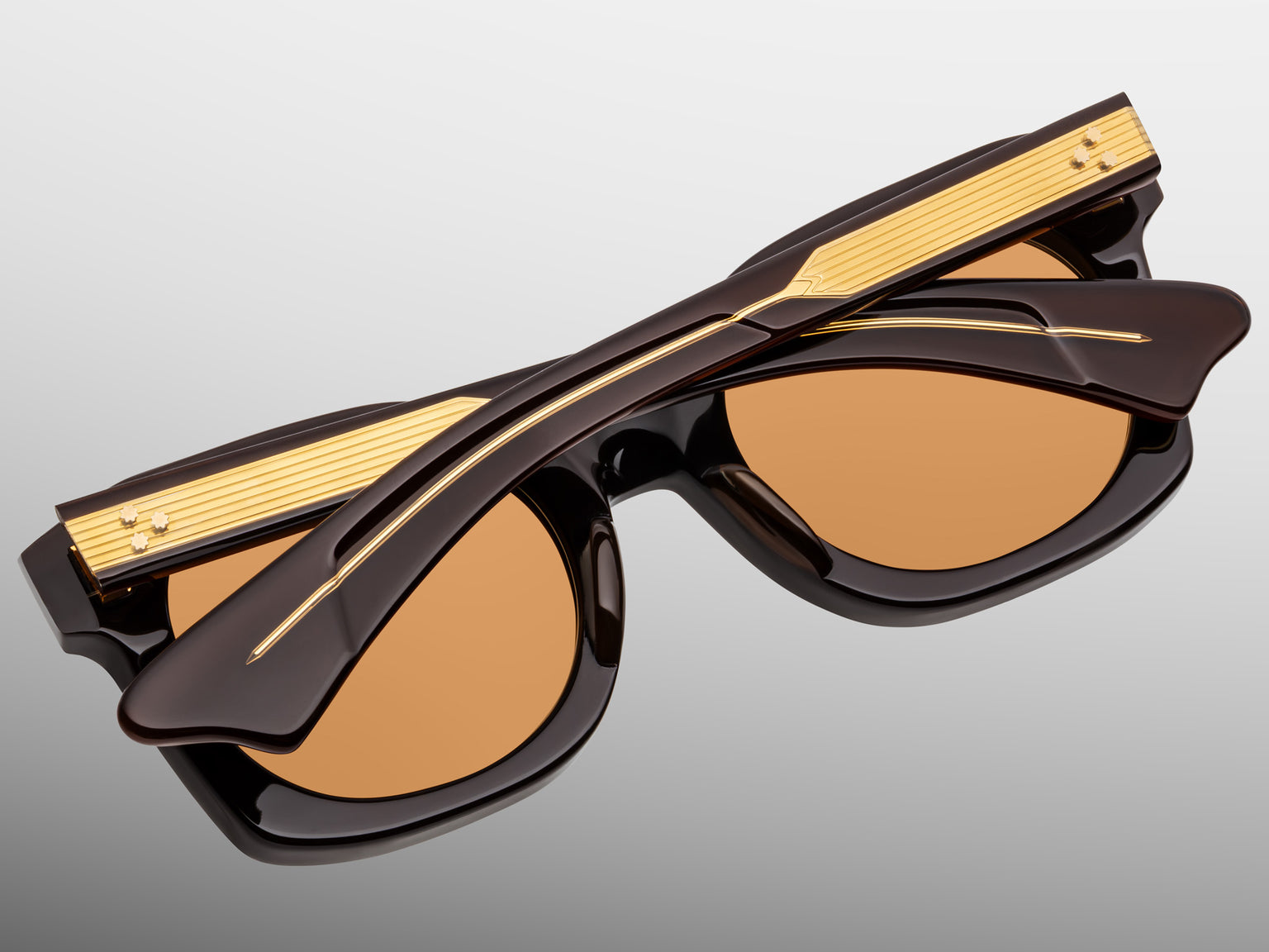 Jacques Marie Mage Elmyr Sun (Walnut)