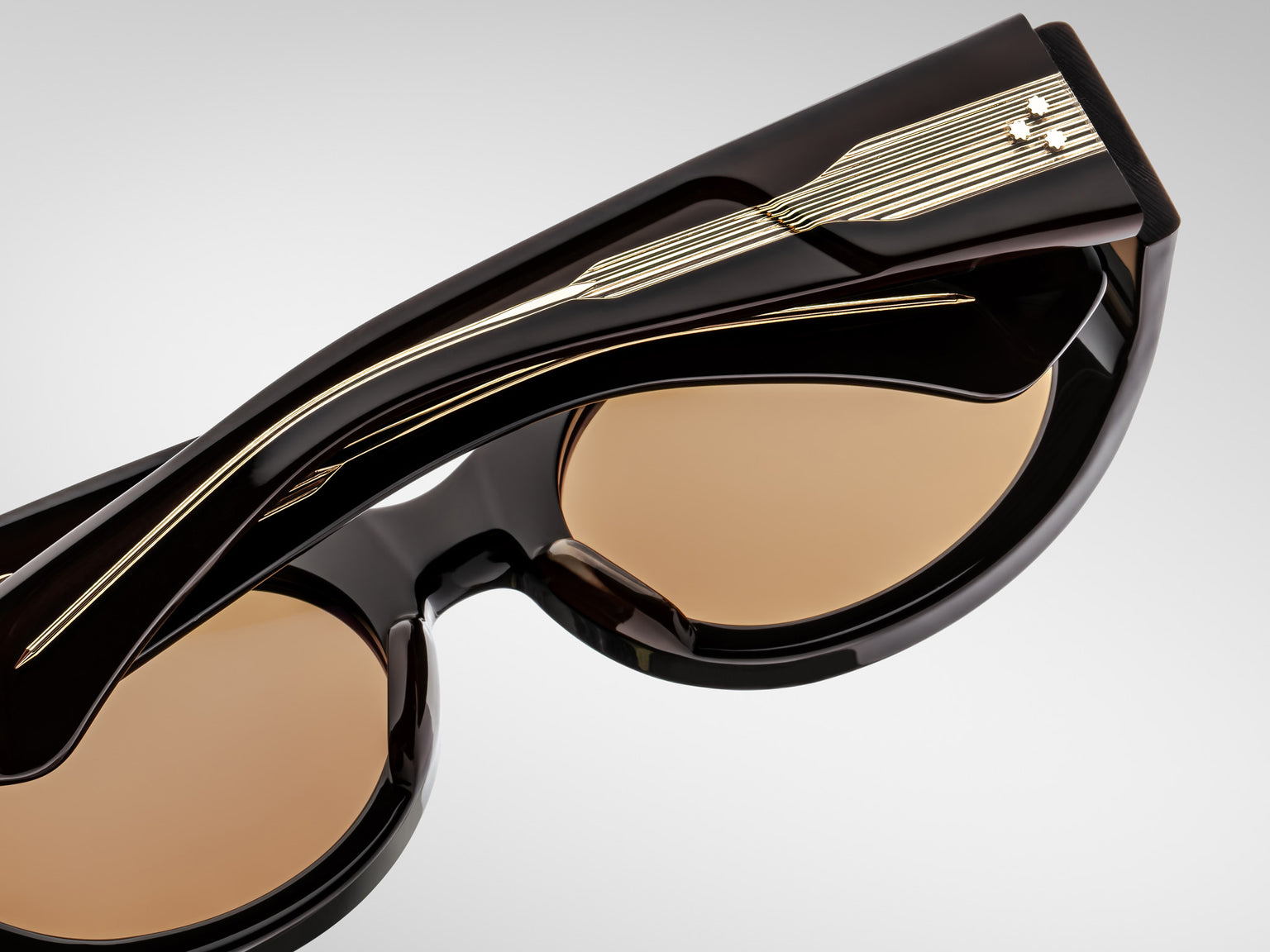 Jacques Marie Mage Gia Sun (Walnut)