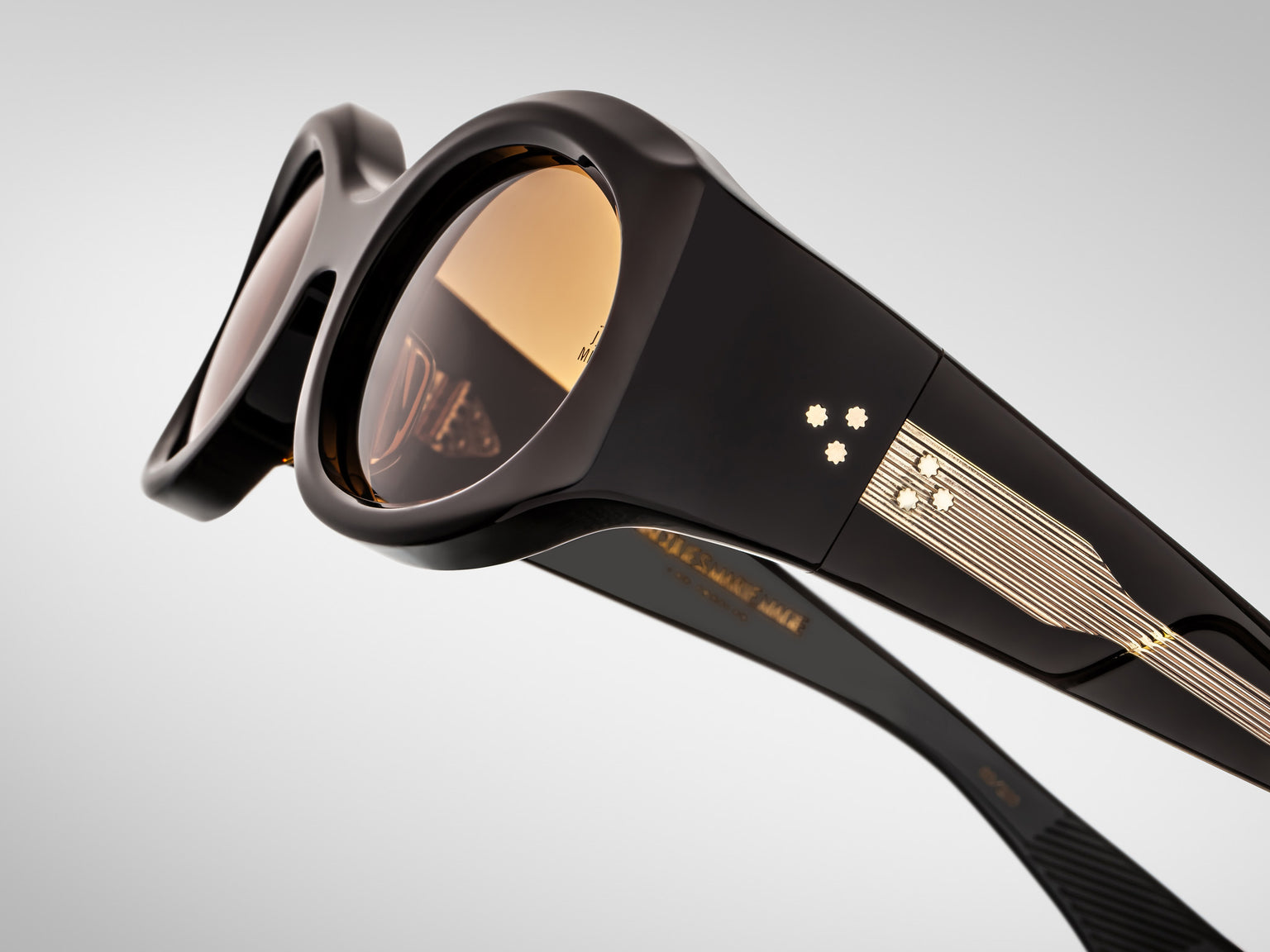 Jacques Marie Mage Gia Sun (Walnut)