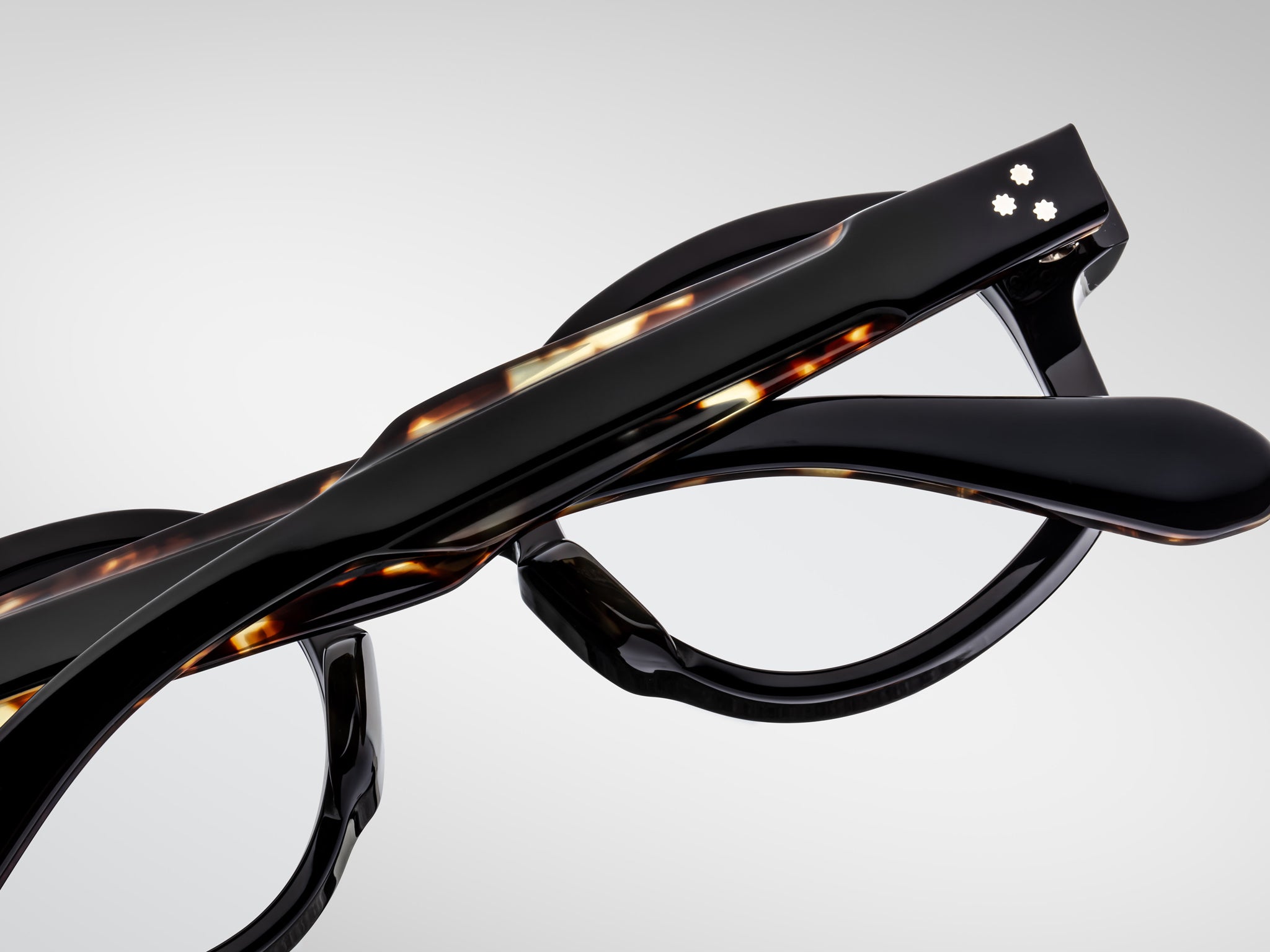 小物 JACQUESMARIEMAGE PETRUS Noir Jacques Marie Mage Petrus Noir Sunglasses | CIRCA Collection