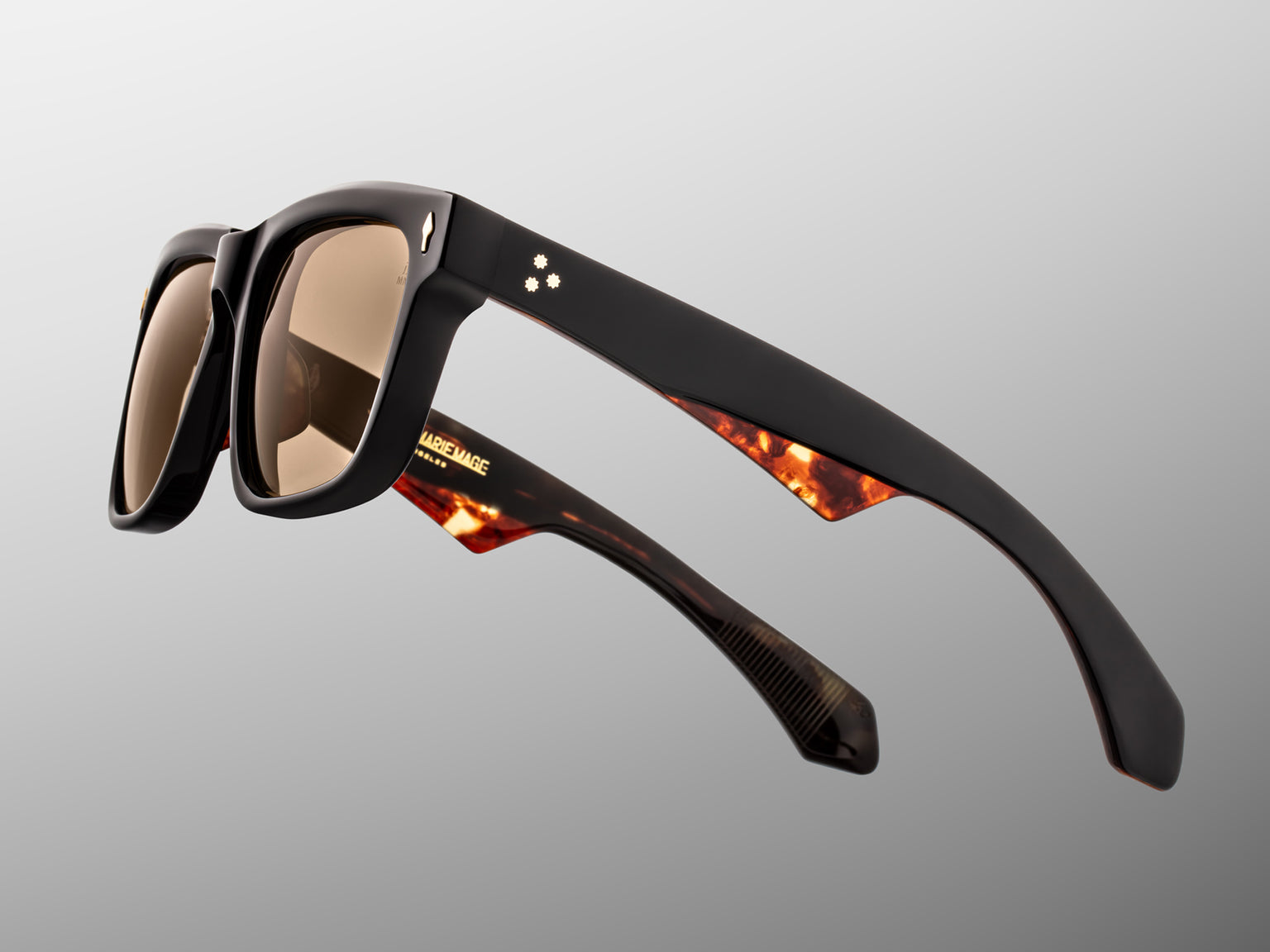 Jacques Marie Mage Hyannis Sun (Noir 15)