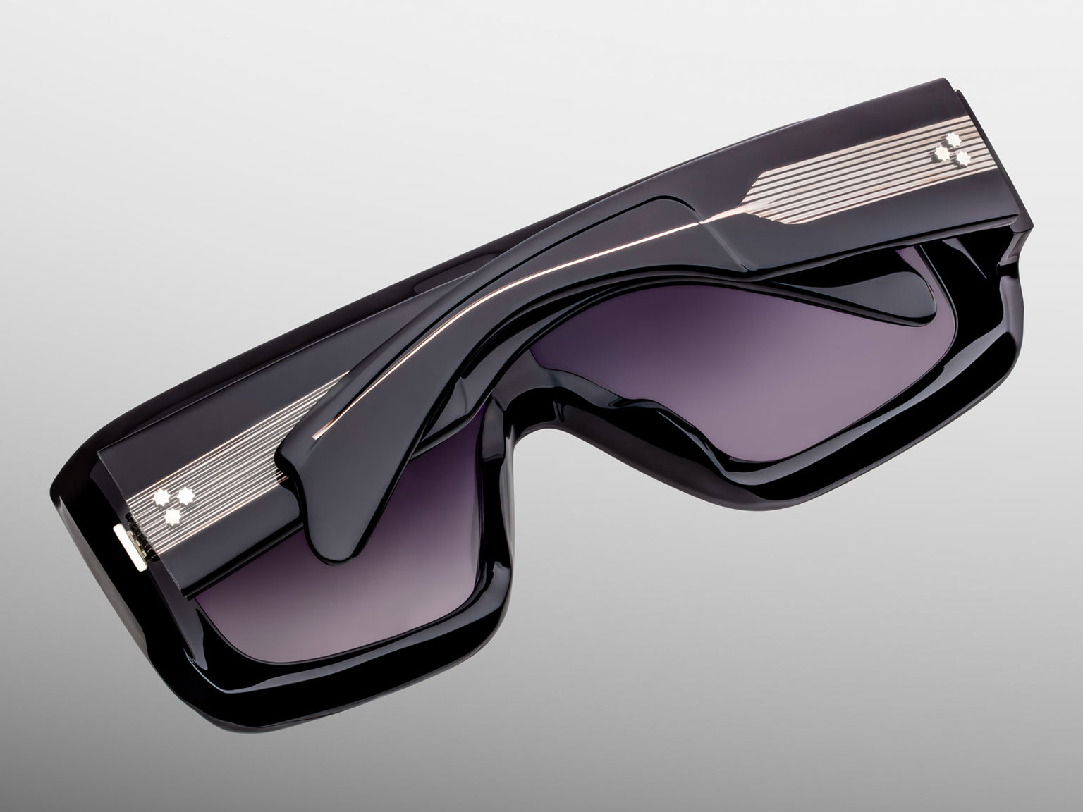 Jacques Marie Mage Pausa Sun (Raven)