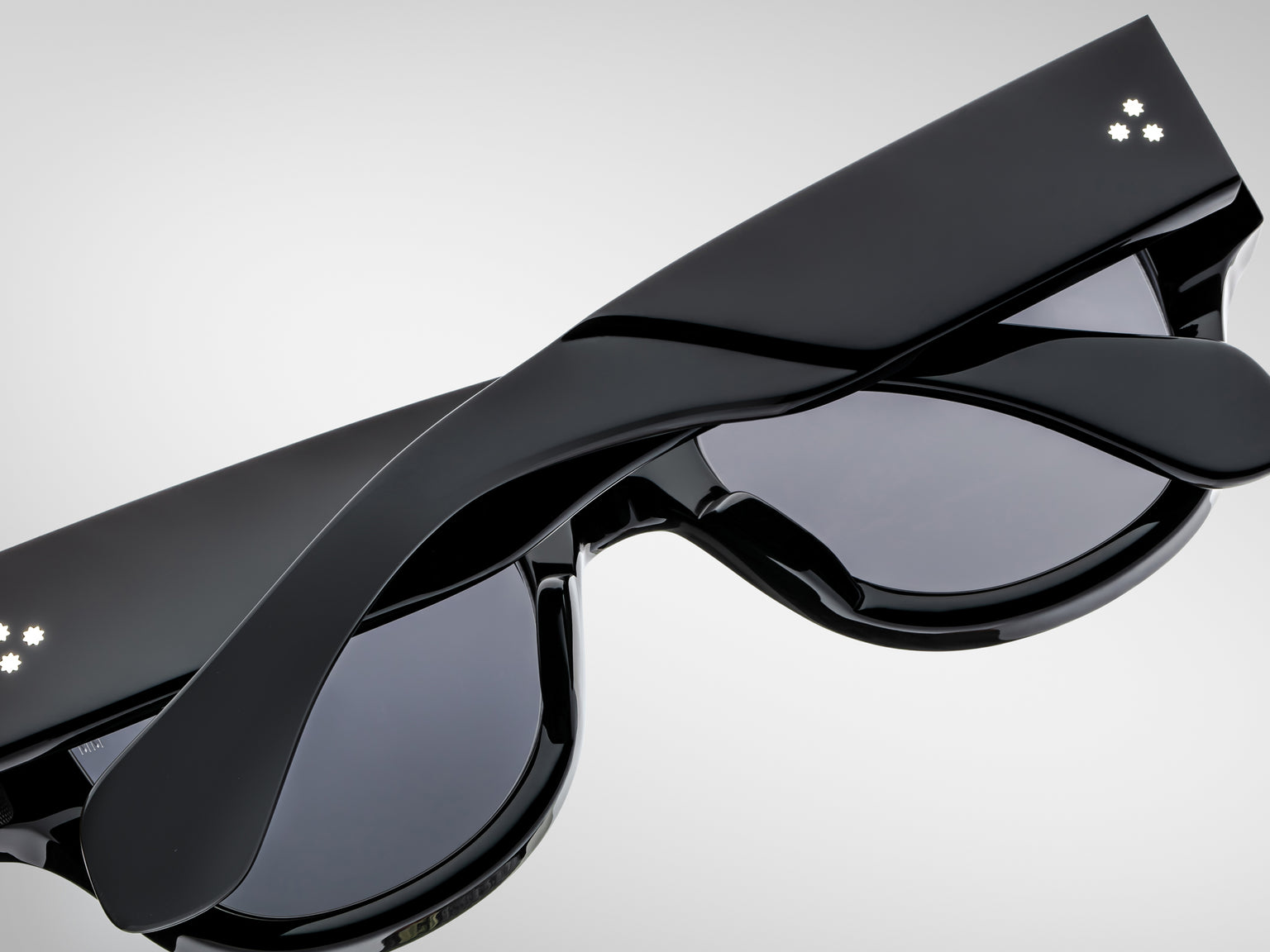 Jacques Marie Mage Chelsea Sun (Black)