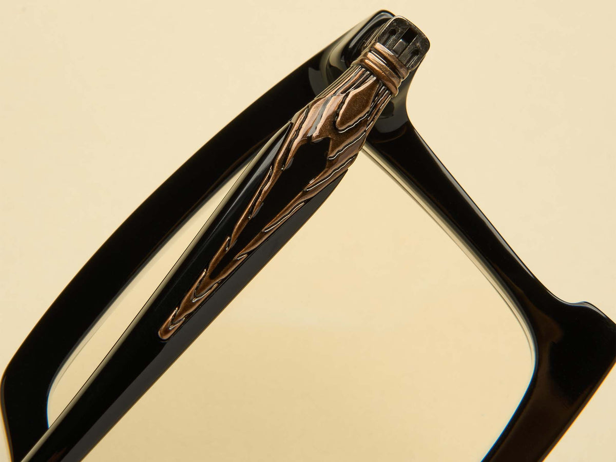 Kuboraum D72 (Black Shine)