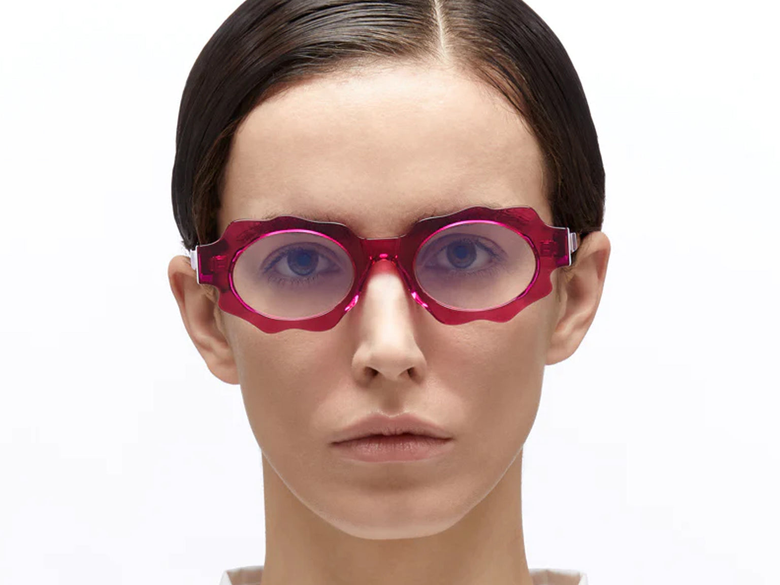 Kuboraum G7 (Transparent Fuchsia)