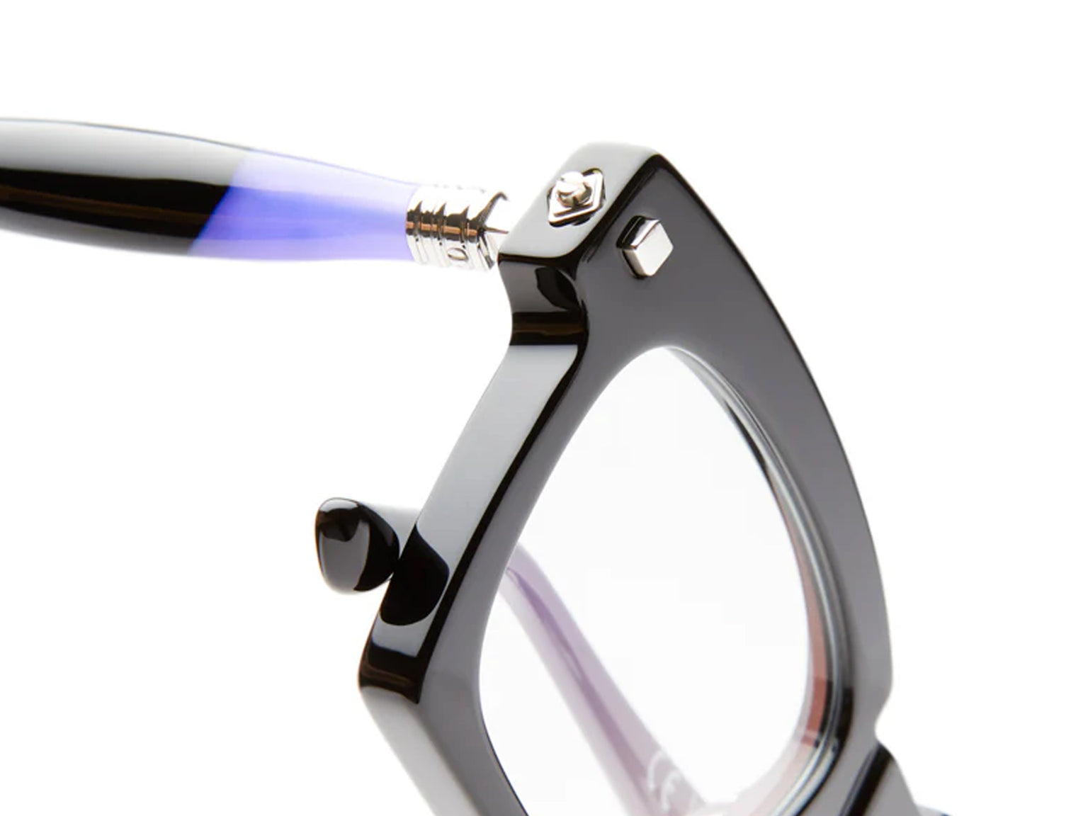 Kuboraum J5 (Black Shine, Violet)