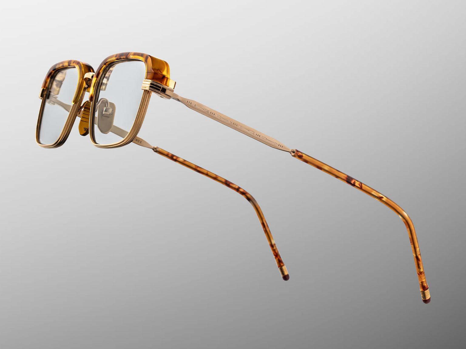 Jacques Marie Mage Comanche (Vintage Tort)