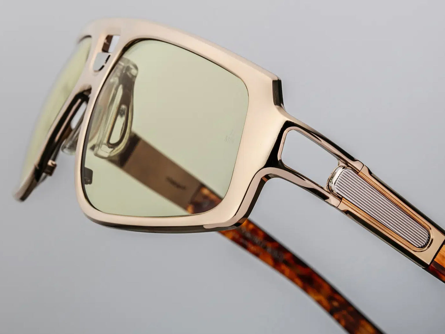 Jacques Marie Mage Scarface Sun (Gold)