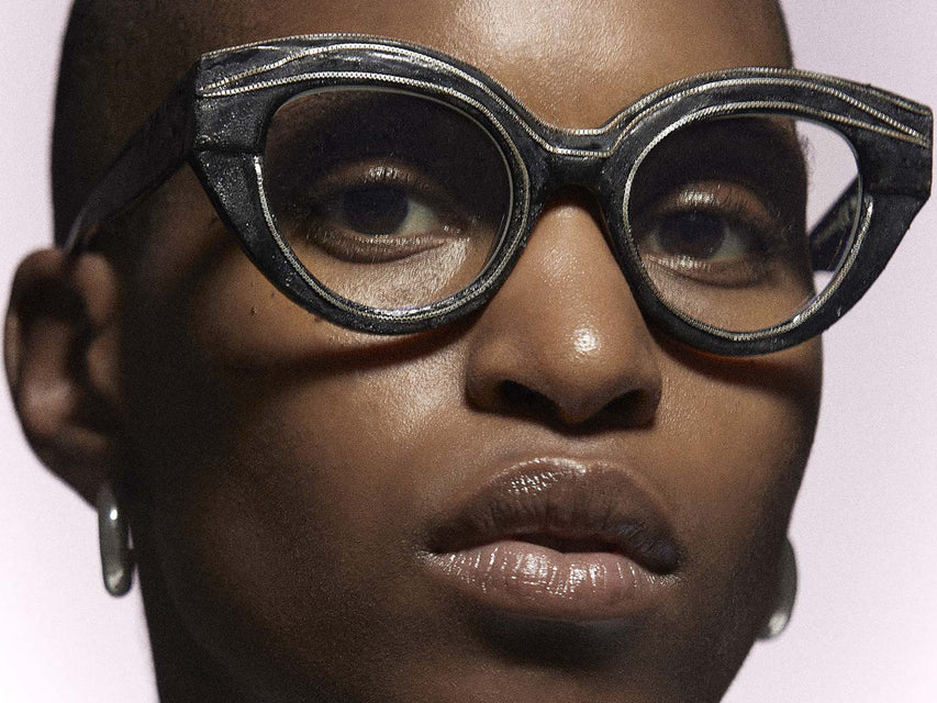 Kuboraum K35 (Black Shine/Silver Chain)