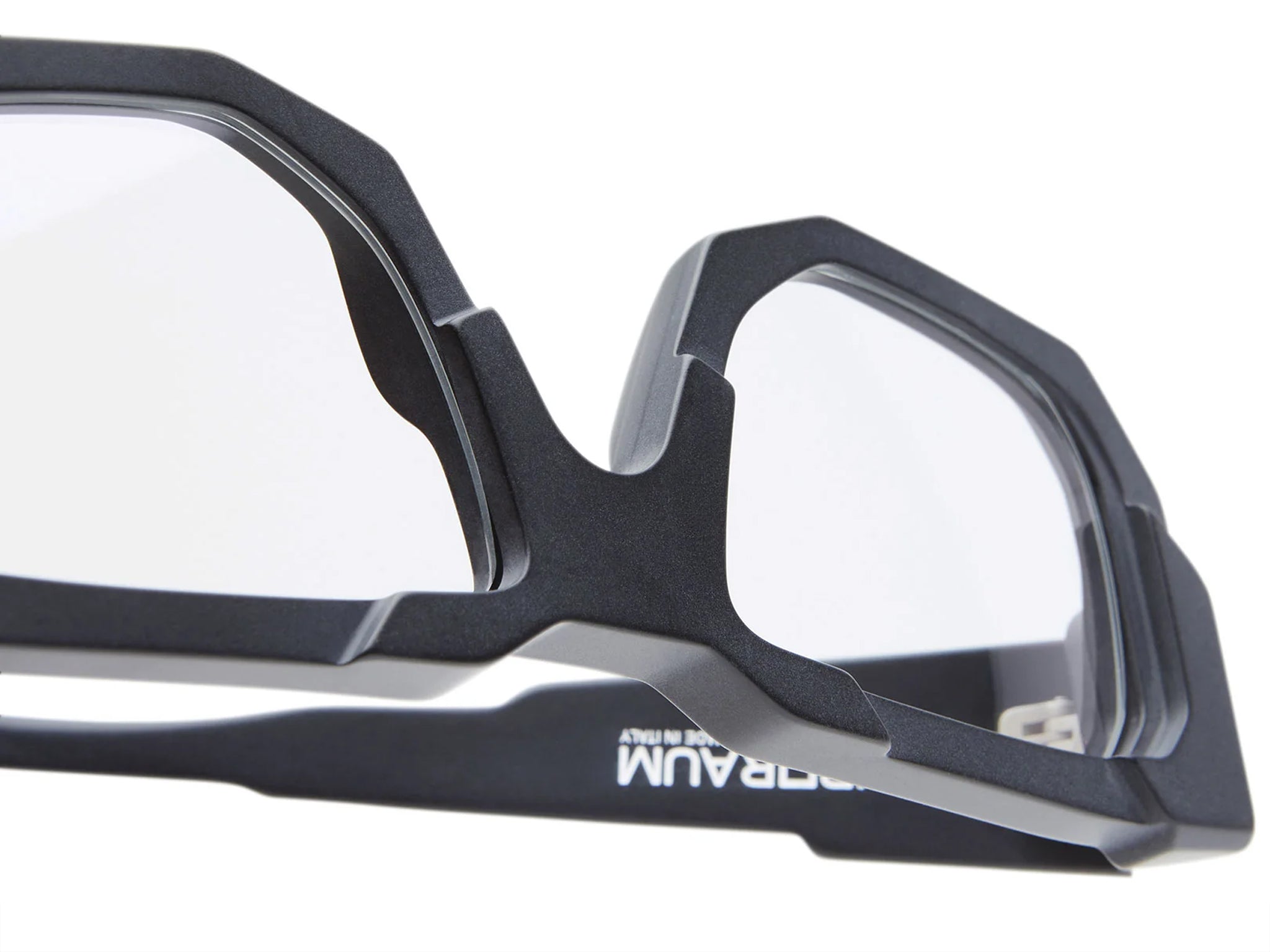 Kuboraum K61 (Black Matt)