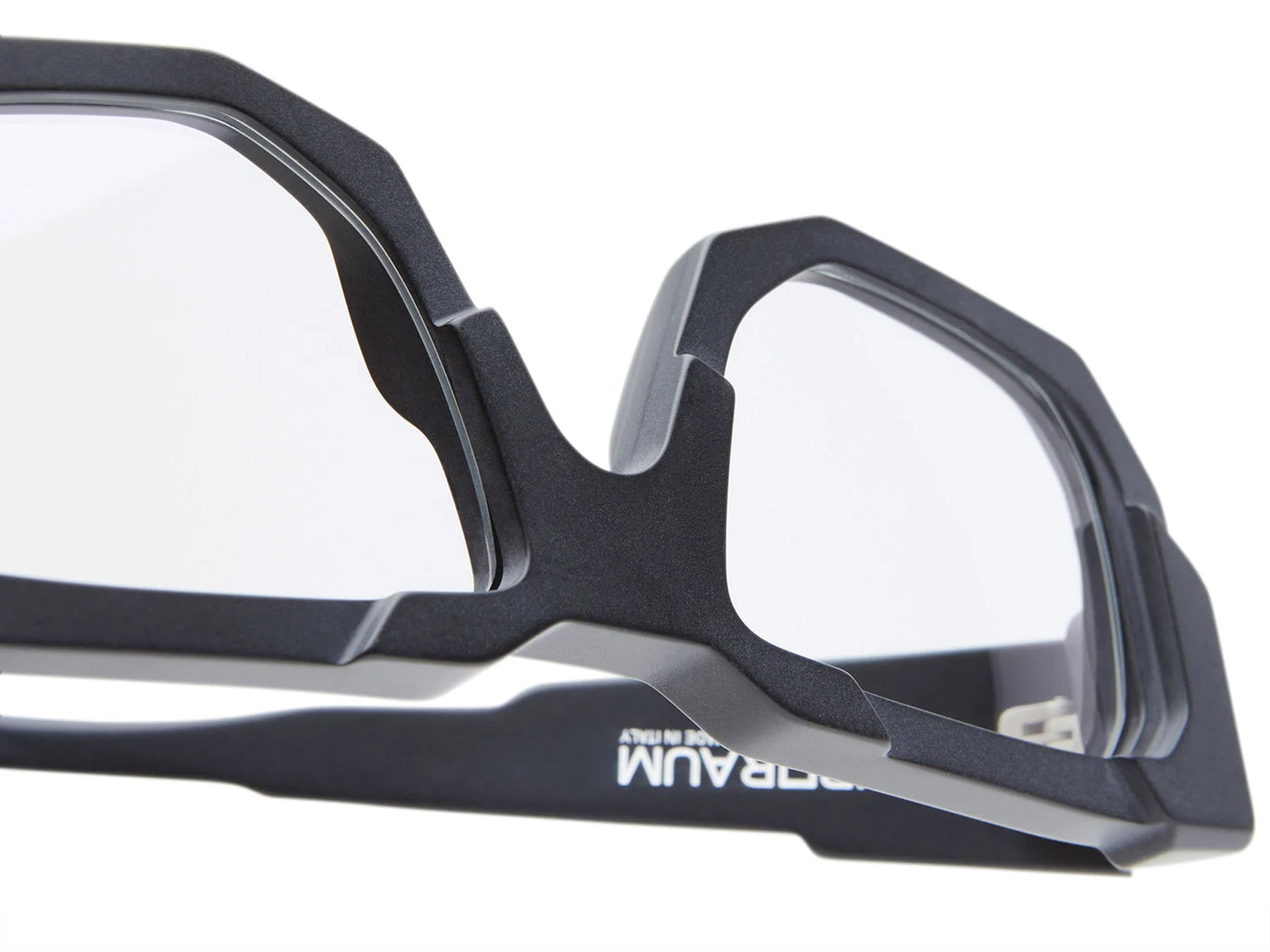 Kuboraum K61 (Black Matt)