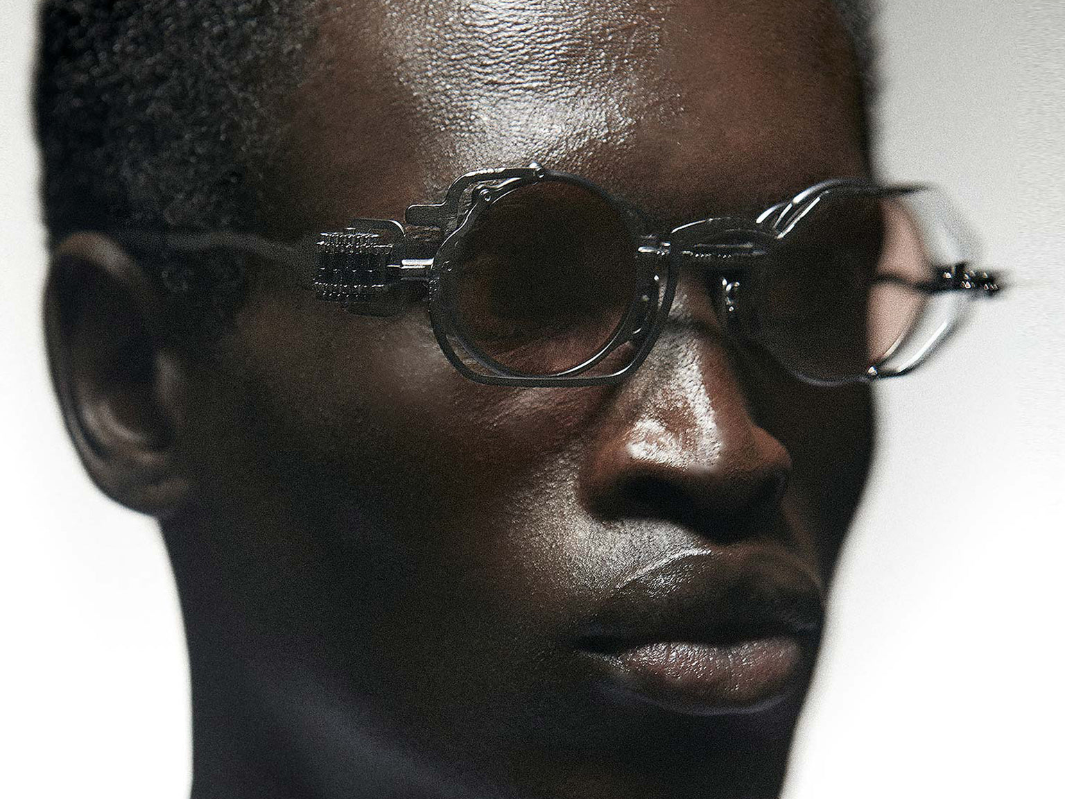 Kuboraum Z50 Sun (Gun Metal)