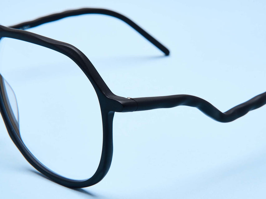Kuboraum L10 (Black Matt)