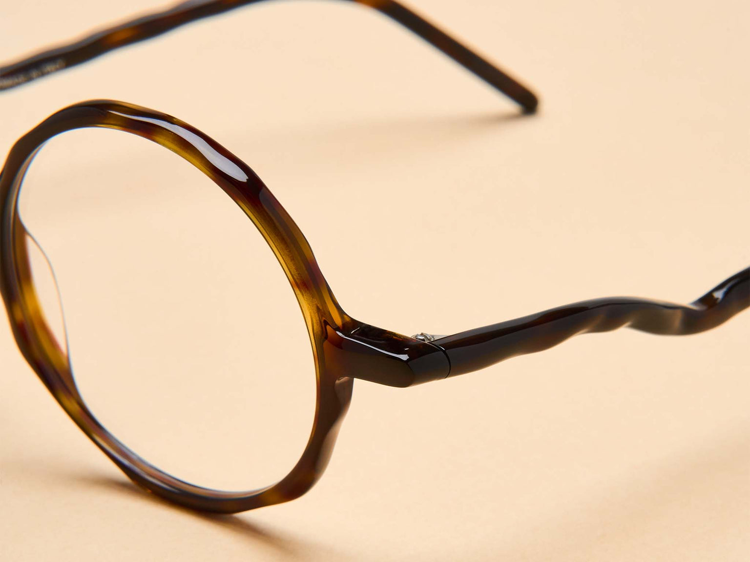 Kuboraum L11 (Dark Tortoise)