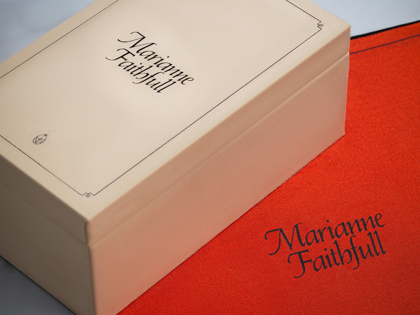 Jacques Marie Mage Evelyn Sun (Marianne Faithfull: Yesterday)