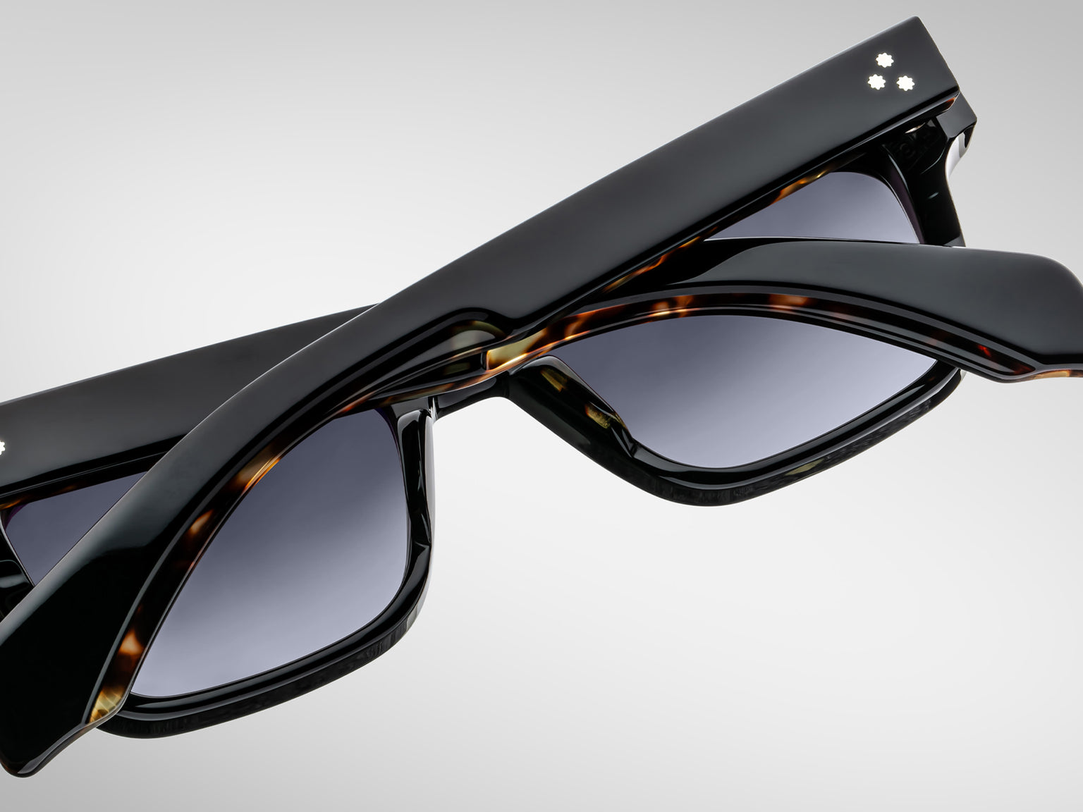 Jacques Marie Mage Molino Sun (Noir 11)