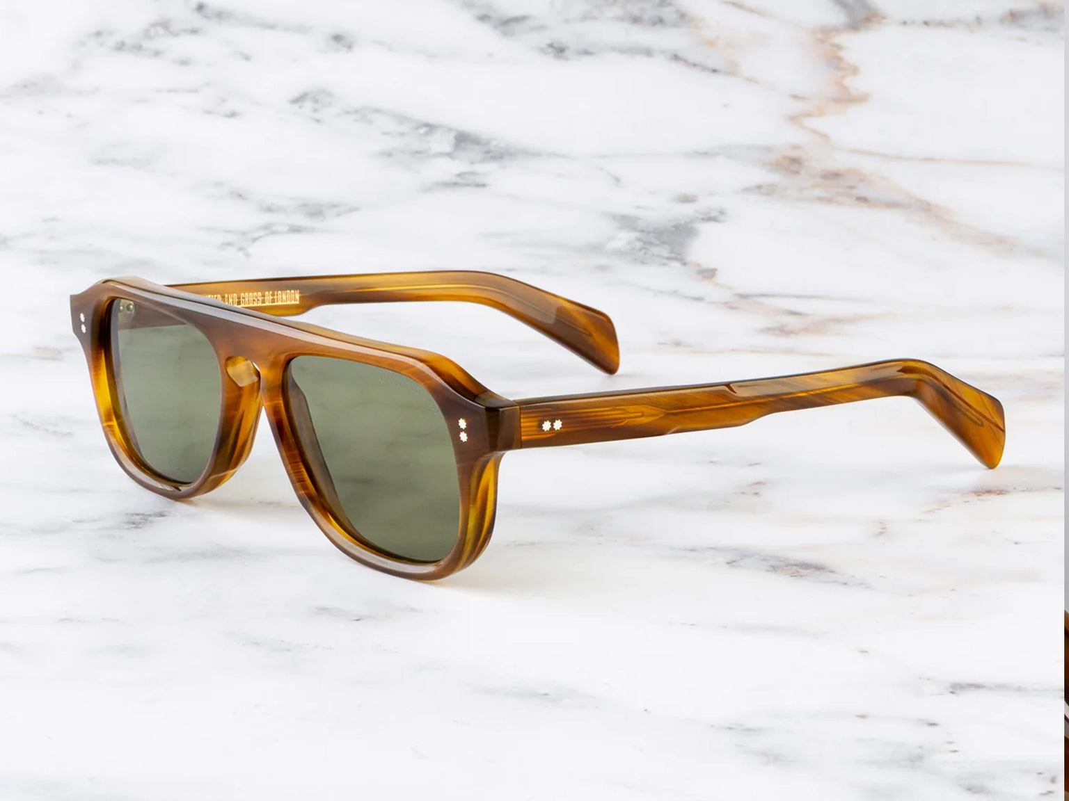 Cutler and Gross GR14 Aviator Sun (Mustard Horn)