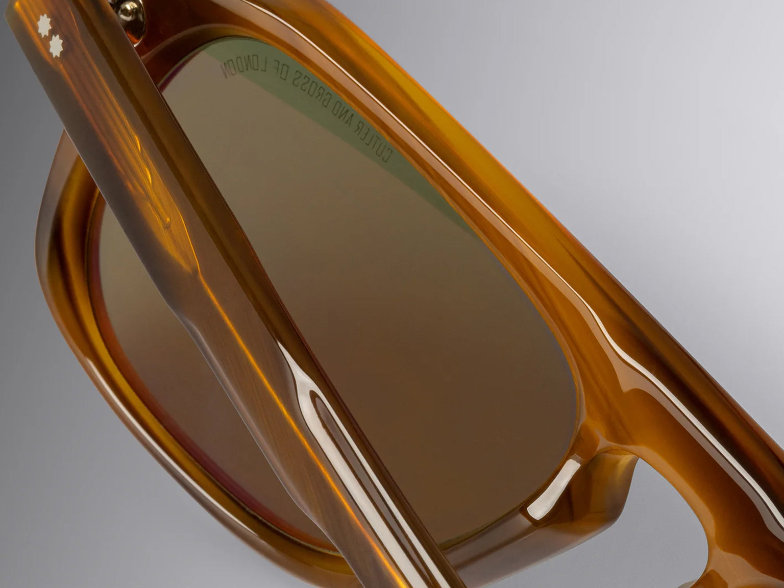 Cutler and Gross GR14 Aviator Sun (Mustard Horn)