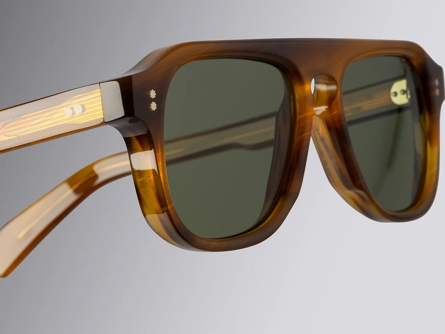 Cutler and Gross GR14 Aviator Sun (Mustard Horn)