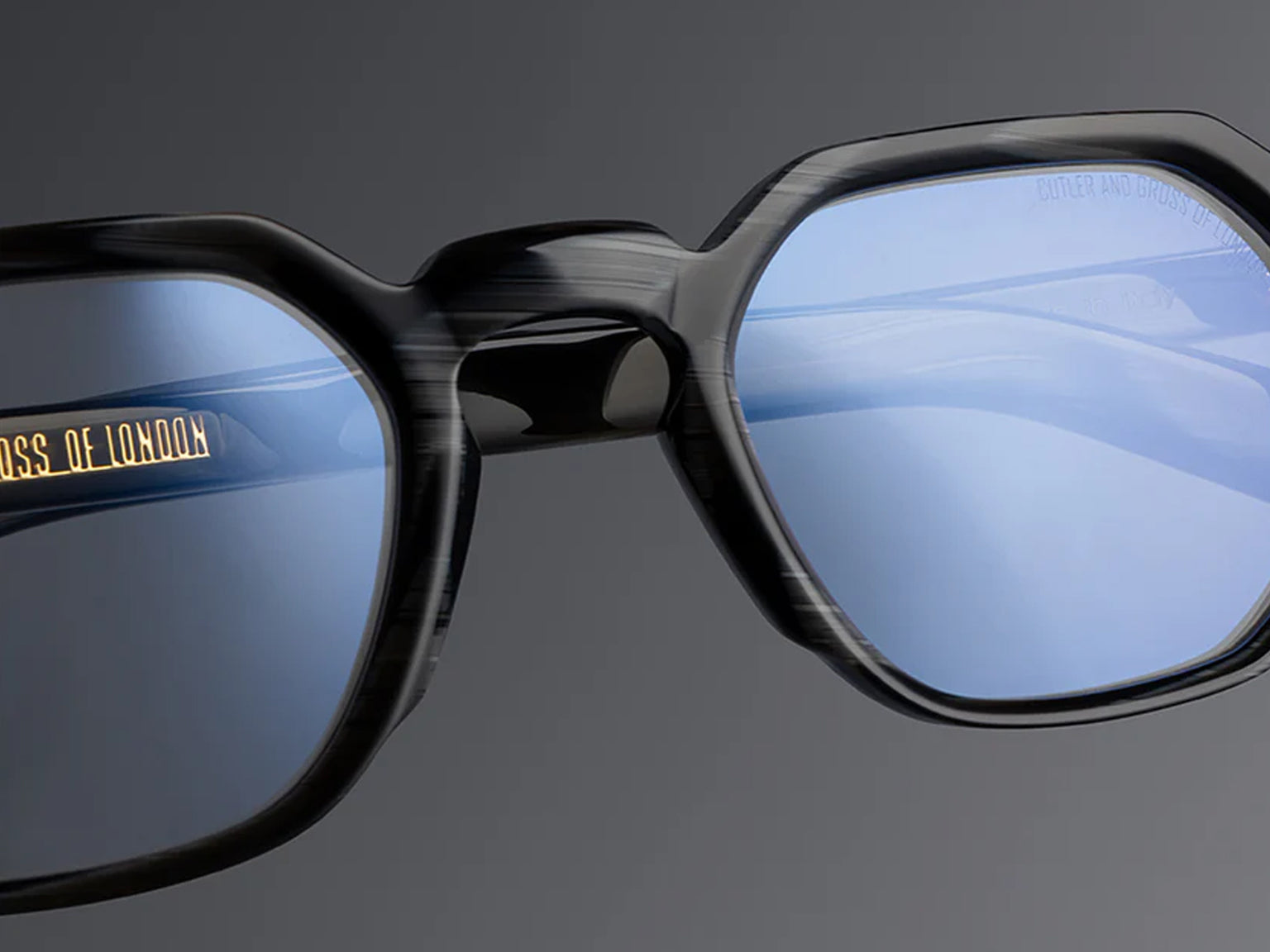 Cutler and Gross GR11 Round (Obsidian)