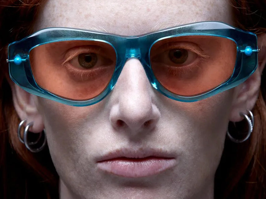 Kuboraum P15 Sun (Transparent Blue Pagoda)