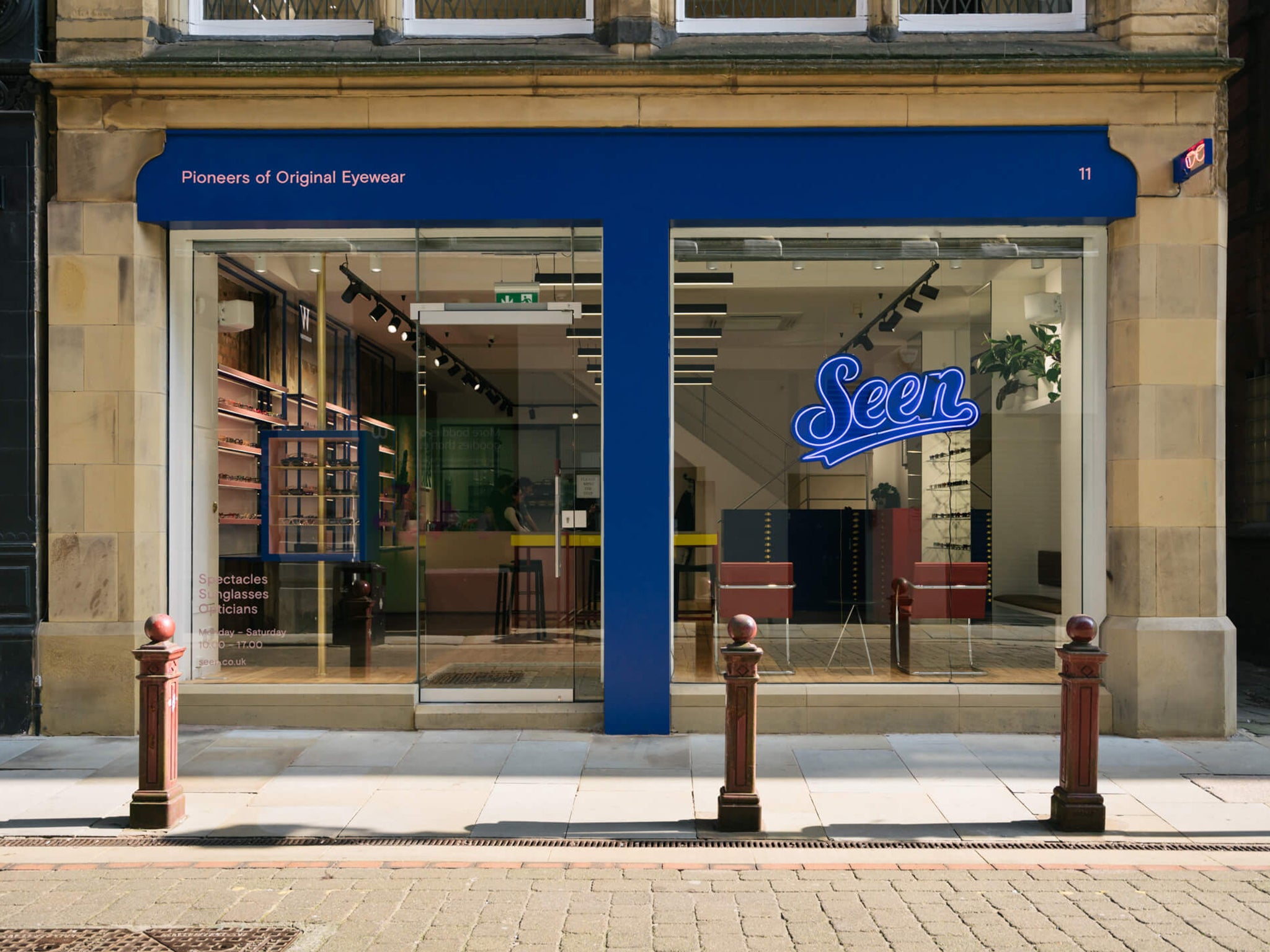 Book an eye test in our Manchester store