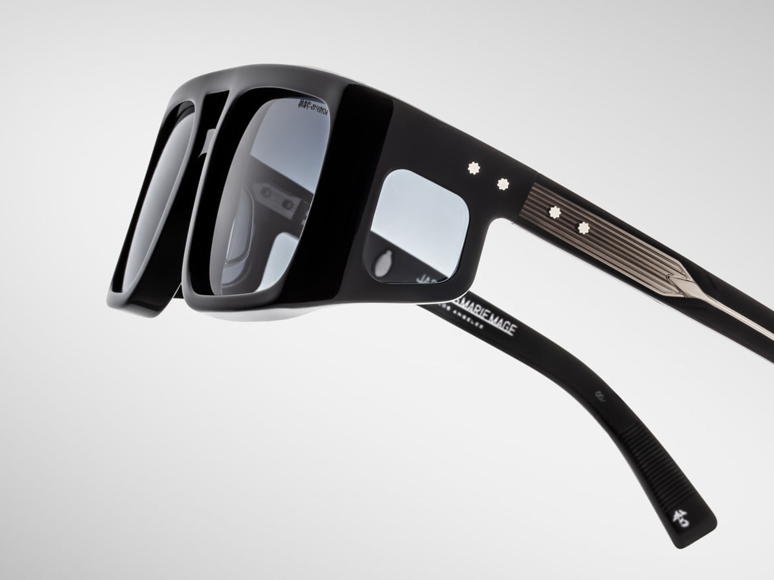 Jacques Marie Mage Windsor Sun (Decade)